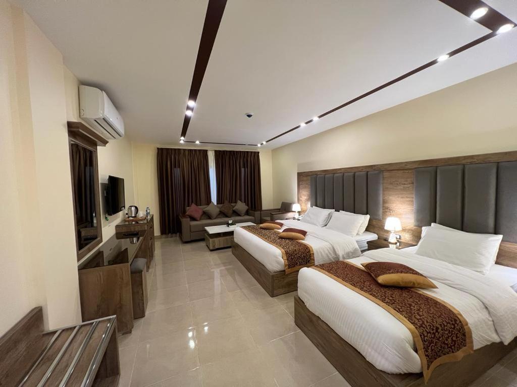 Shaqilath Hotel Wadi Musa Eksteriør billede